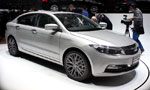 Фото Qoros 3 Sedan